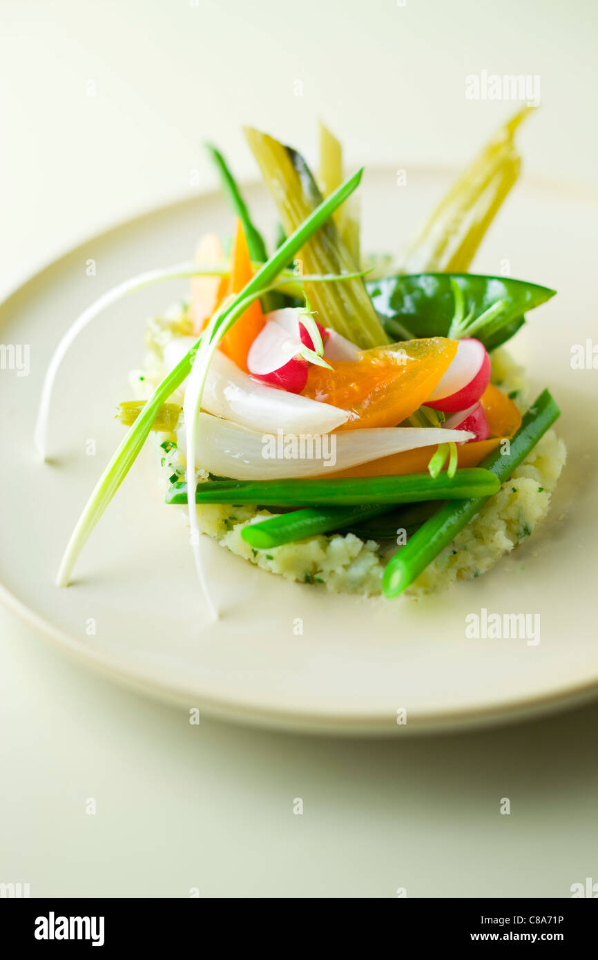 Kartoffelpüree mit Dampf gekocht Gemüse Stockfoto