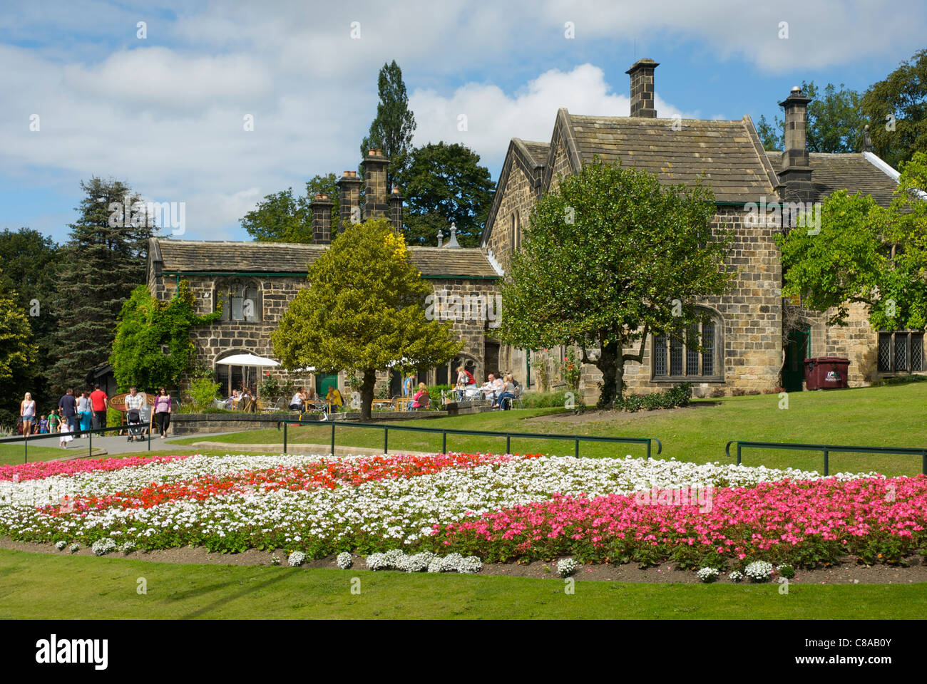 Kirkstall Abbey Museum und Café, Kirkstall, Leeds, West Yorkshire, England UK Stockfoto