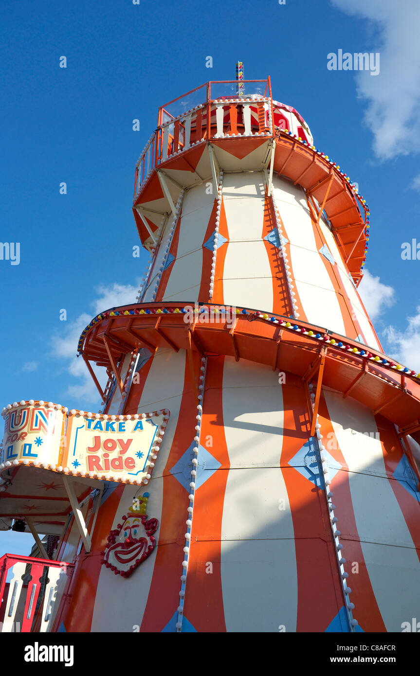 Helter Skelter Messegelände fahren Stockfoto