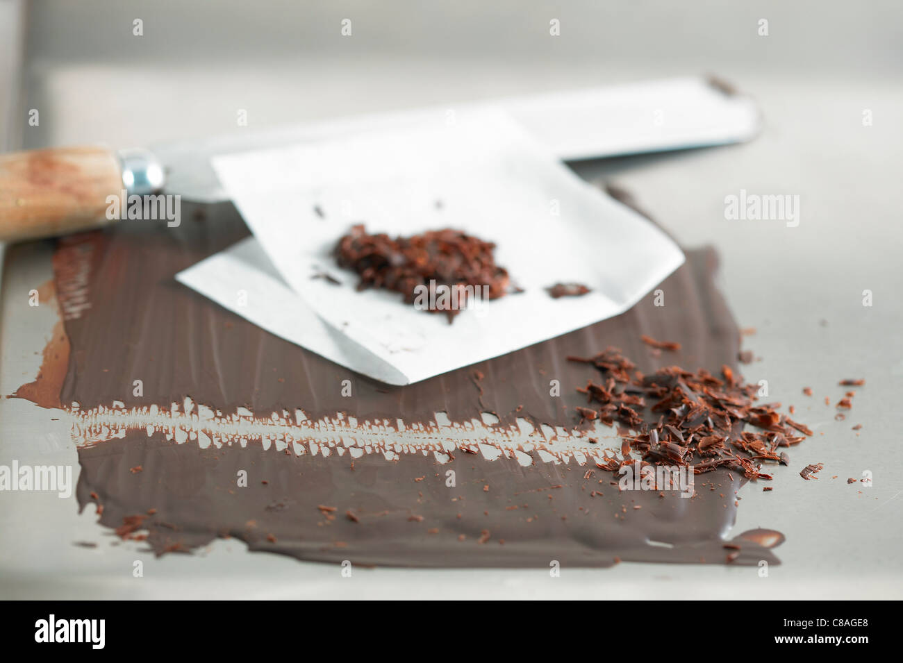 Vorbereitung Schokoladenflocken Stockfoto