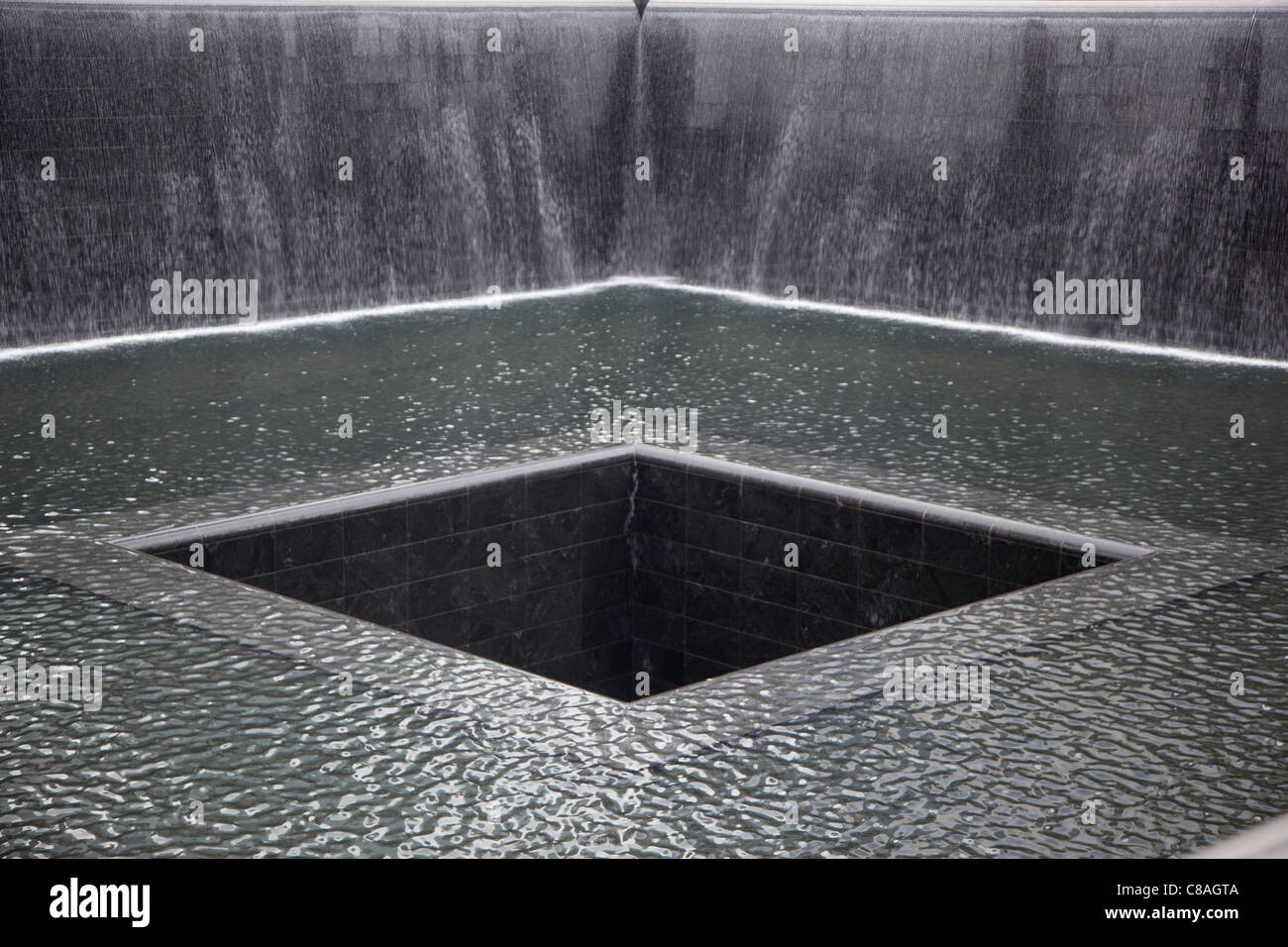 Memorial Pool am 9/11 Memorial in das World Trade Center. Stockfoto