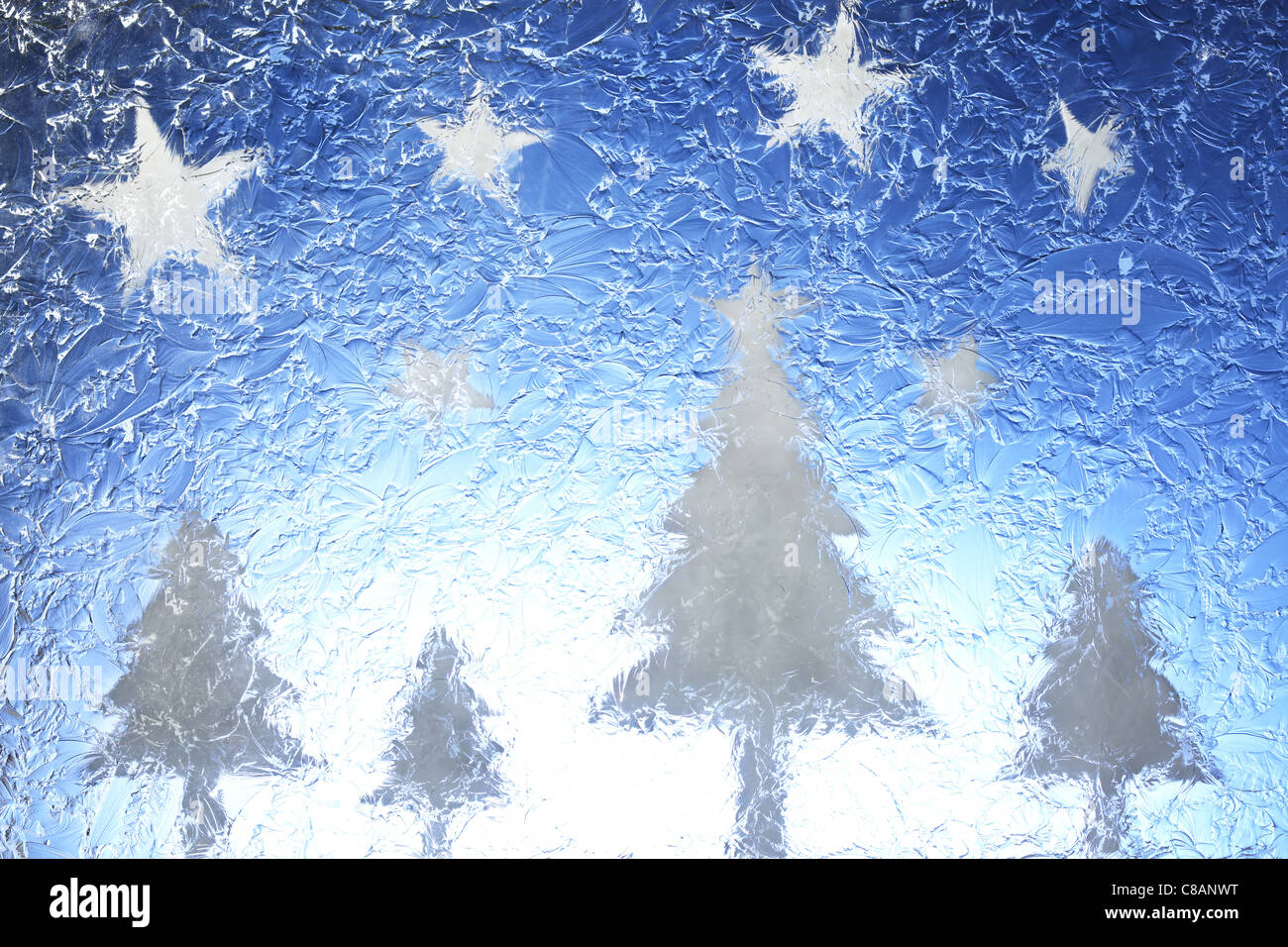 Weihnachtsbäume und Sterne Stockfoto