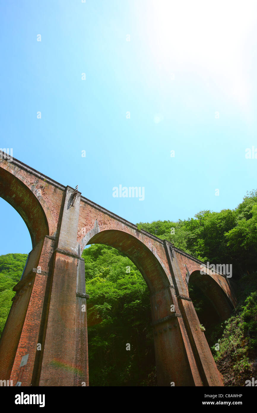 Alte Eisenbahnbrücke Stockfoto