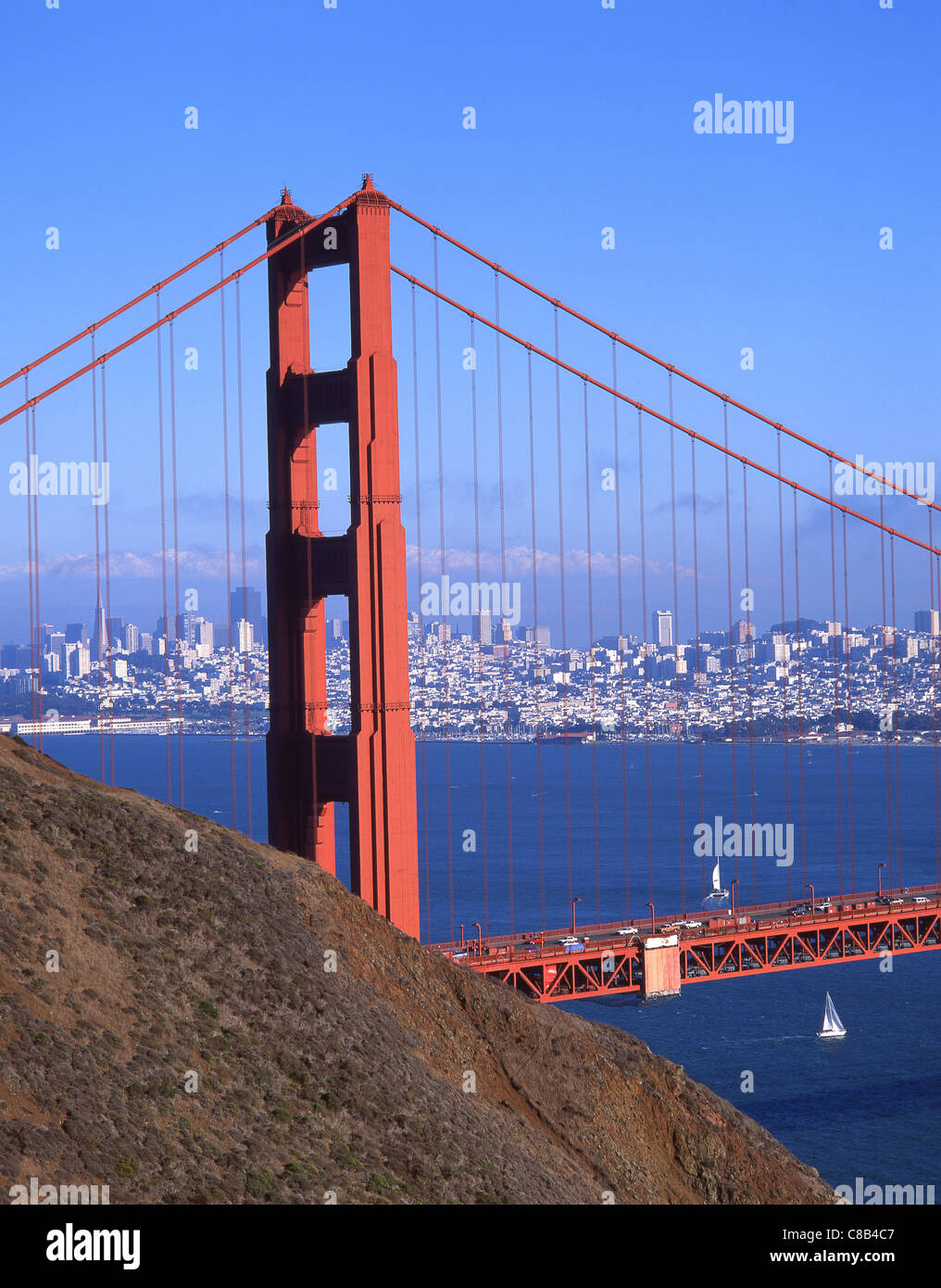 Golden Gate Bridge von Marin County Landzungen, San Francisco, California, Vereinigte Staaten von Amerika Stockfoto