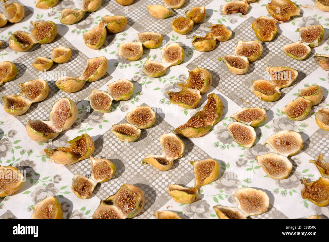 Figs drying Fotos und Bildmaterial in hoher Auflösung Alamy
