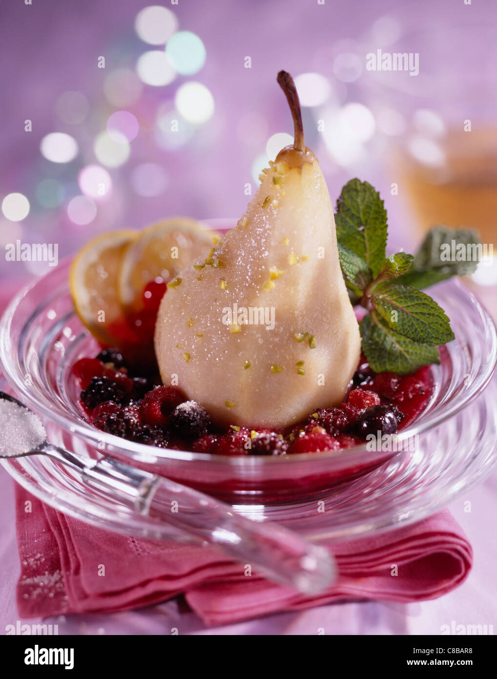 Birne und Sommer Obst chaudfroid Stockfoto