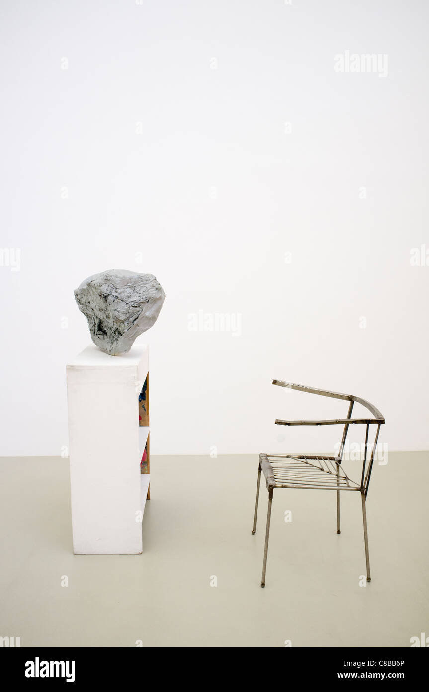 Skulptur-Lobby-Stück für ein Museum von Franz West am Museum Abteiberg in Mönchengladbach Deutschland Stockfoto