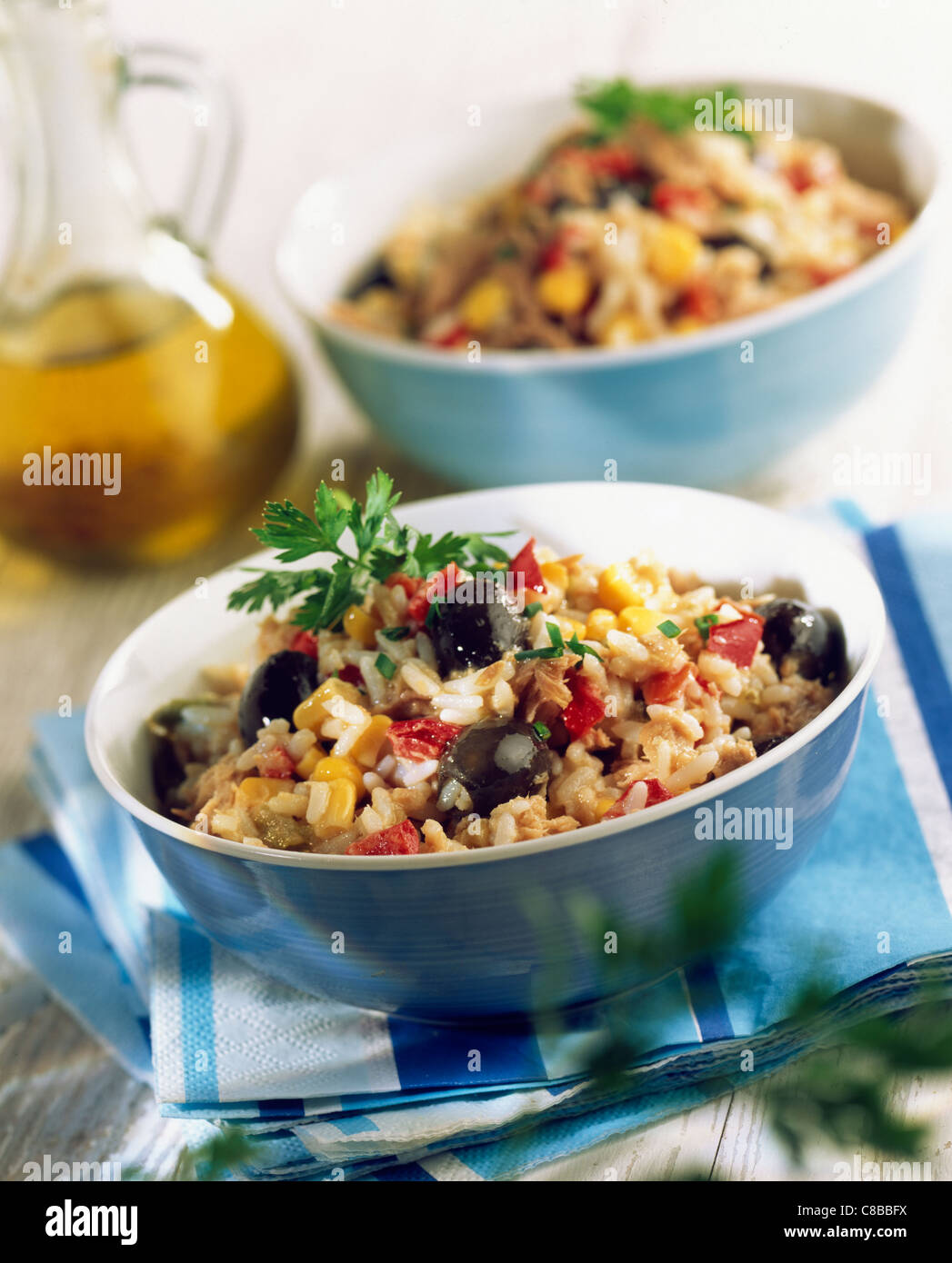 Reis-Thunfisch-Salat Stockfoto