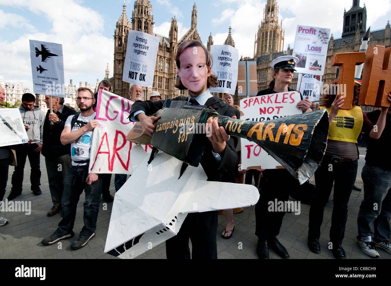 Protest außerhalb House of Parlament London gegen die Rüstungsindustrie Handel Stockfoto