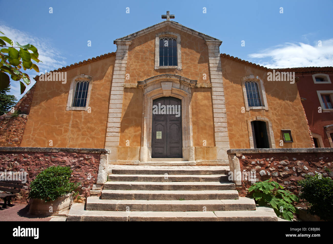 Roussillon: Sankt-Michael-Kirche Stockfoto