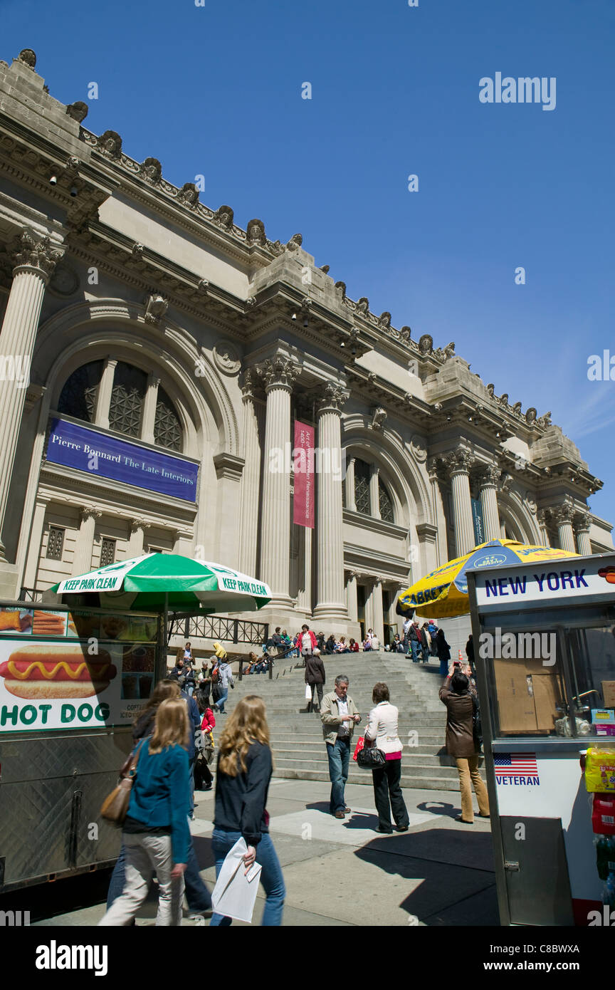 Imbisswagen vor dem Metropolitan Museum of Art, New York City Stockfoto