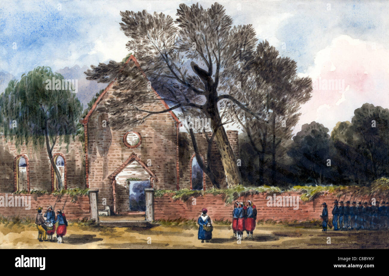 Ruinen der Kirche in Hampton, Virginia während USA Bürgerkrieg, Zuaven, Soldaten und Zivilisten vor dem Tor einer zerstörten Kirche Stockfoto