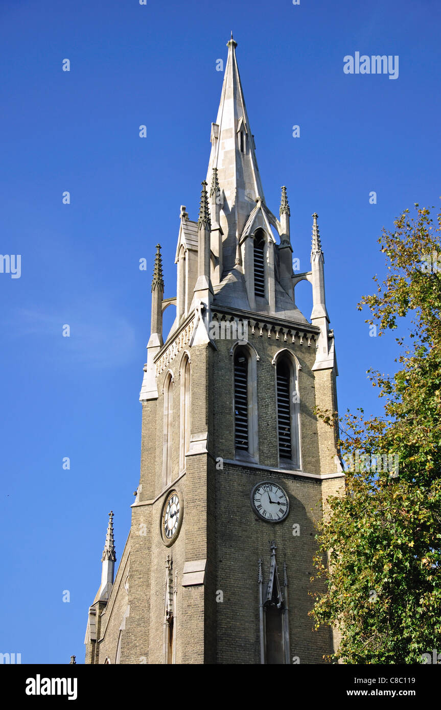 St.Johannes Kirche, High Street, Stratford, Newham Borough, London, Greater London, England, Vereinigtes Königreich Stockfoto