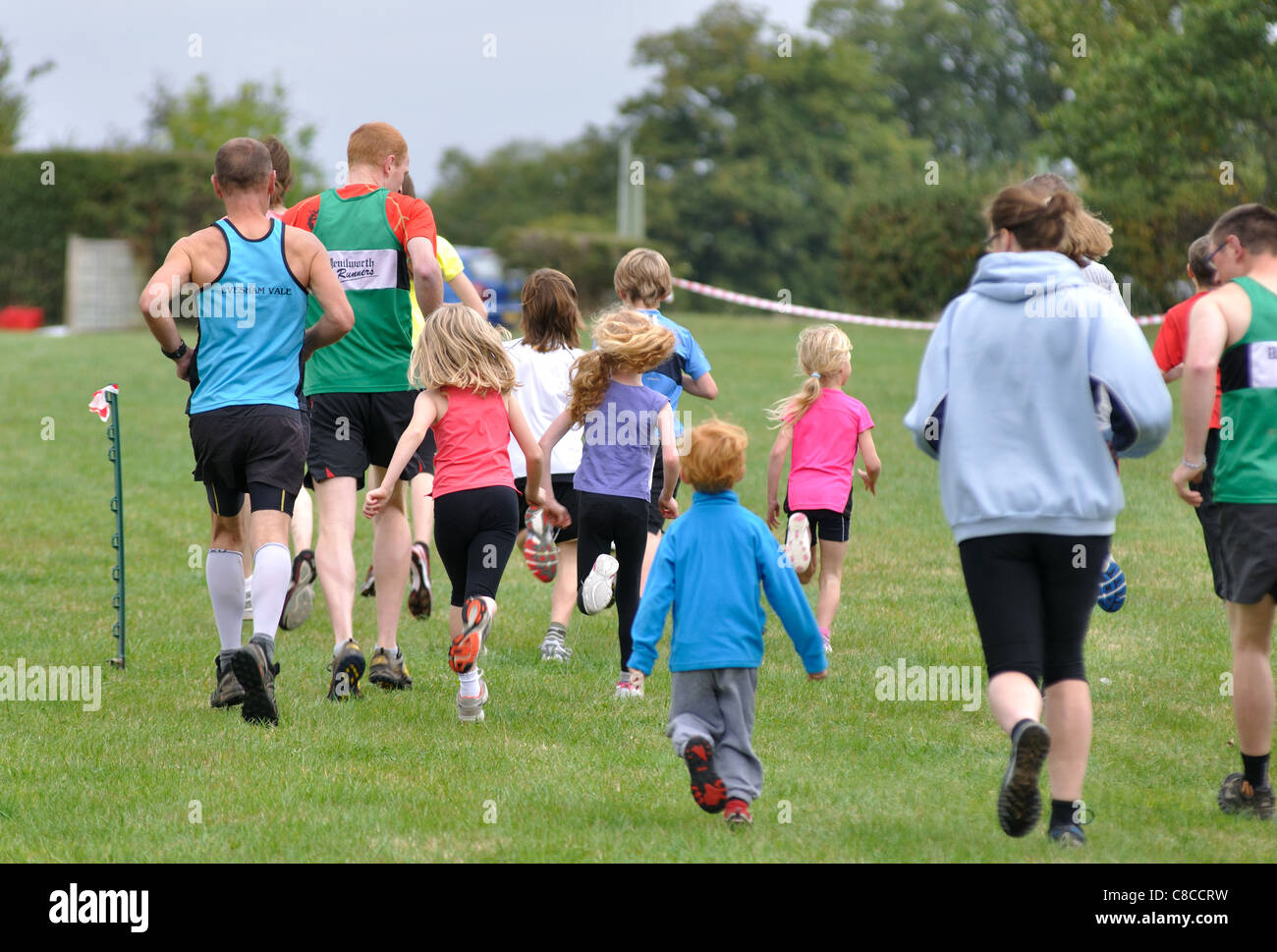 Beginn der Familie Volkslauf Stockfoto