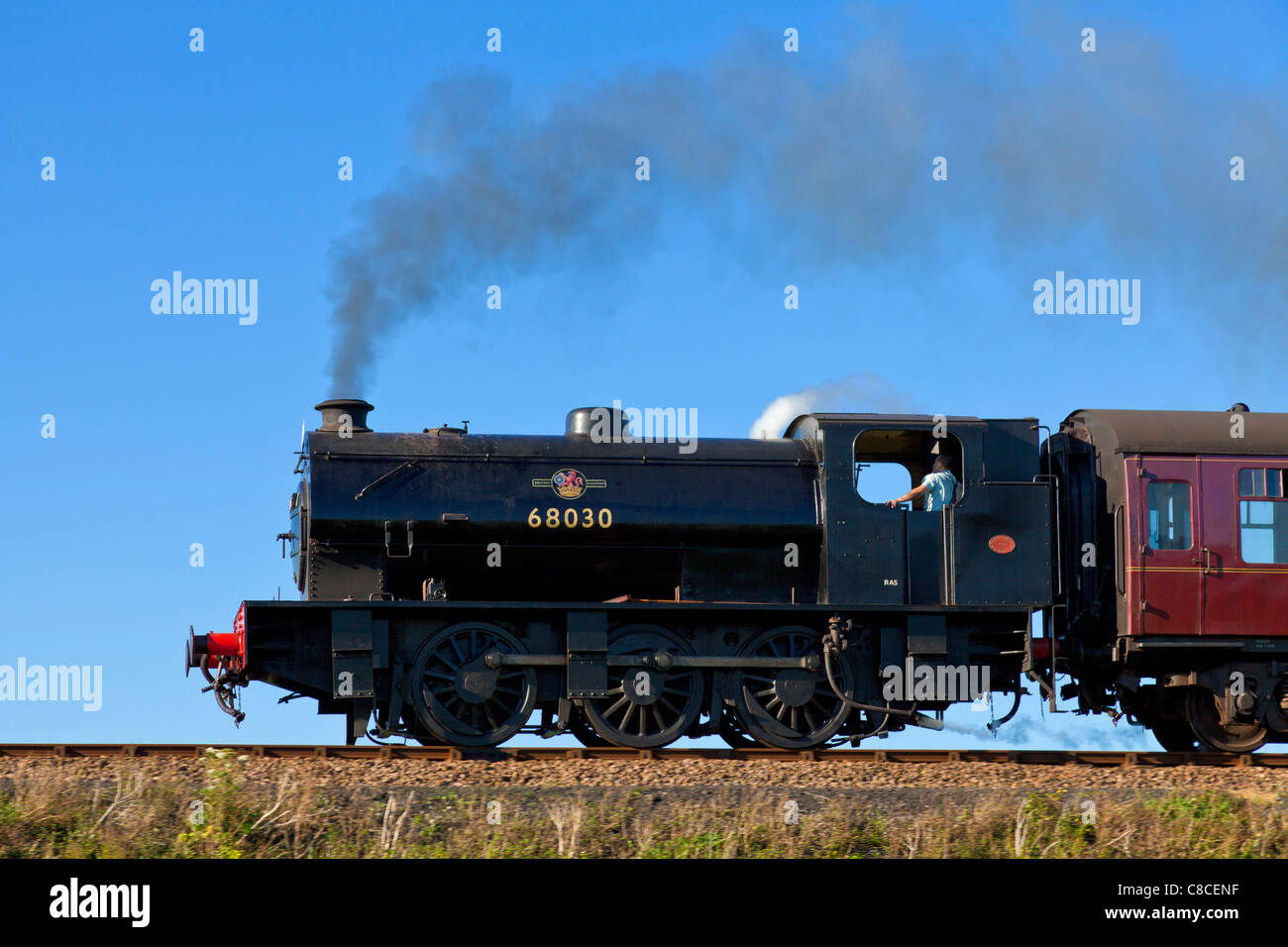 Dampfmaschine und Zug auf die North Norfolk Railway der Mohn Linie Norfolk East Anglia England UK GB EU Europa Stockfoto