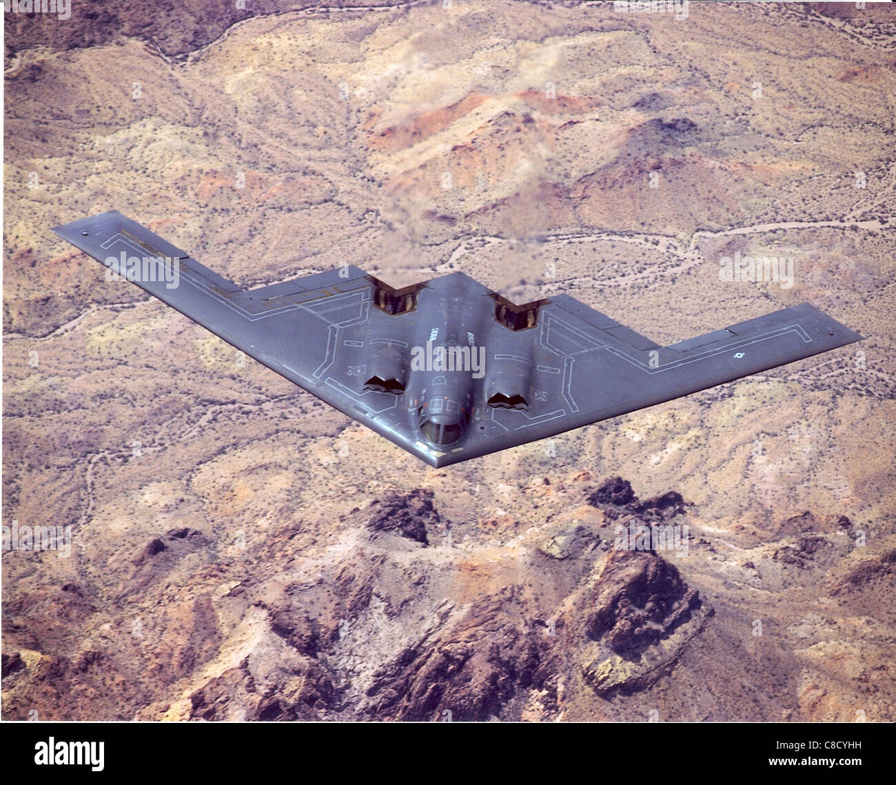 B-2 Spirit Stealth Bomber absolvierte ihren Erstflug auf der Edwards Air Force Base, Kalifornien, 17. Juli 1989. Stockfoto