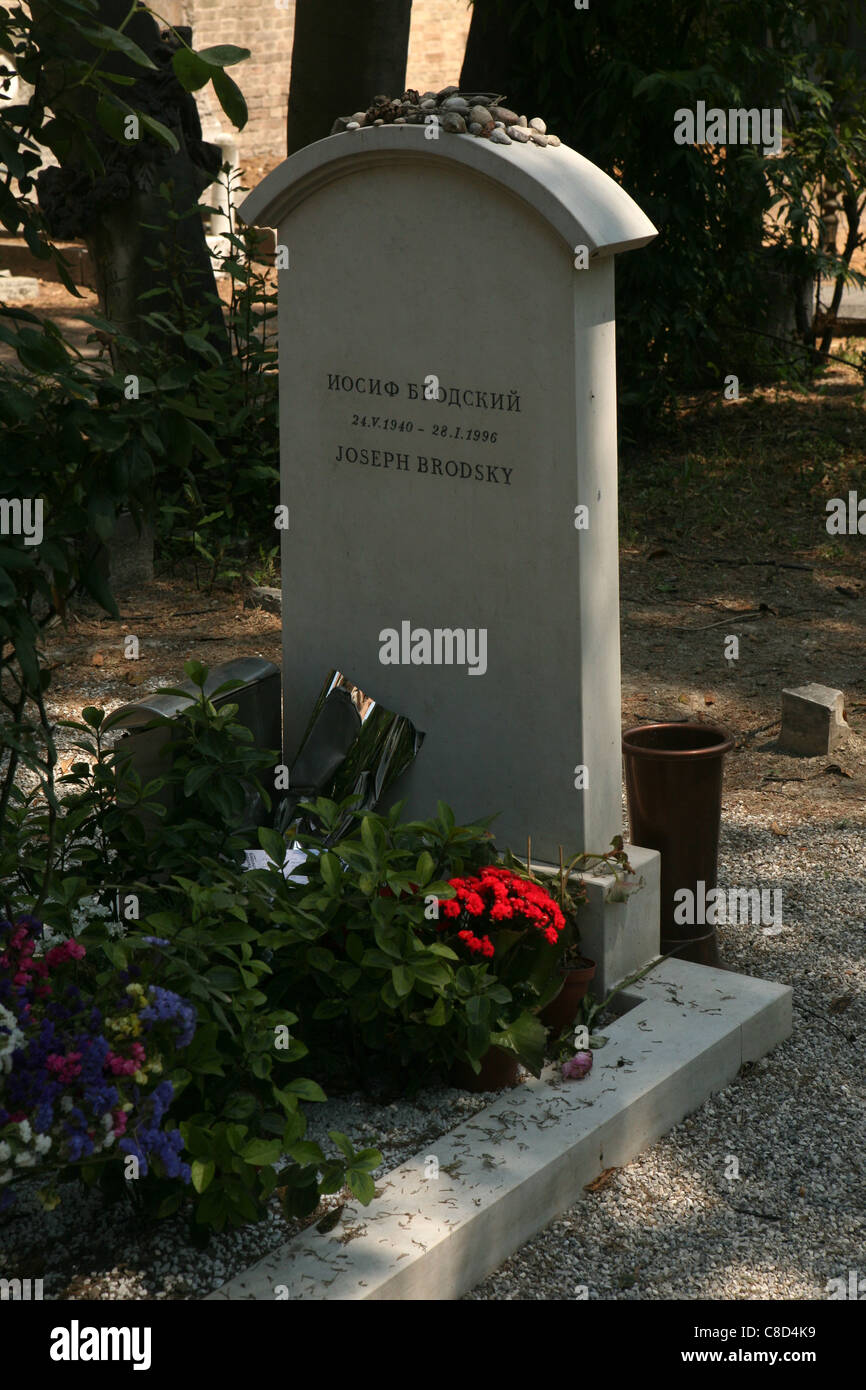 Grab des russischen Dichters und den Nobelpreis Nobelpreisträger Joseph Brodsky auf dem Friedhof San Michele in Venedig, Italien. Stockfoto