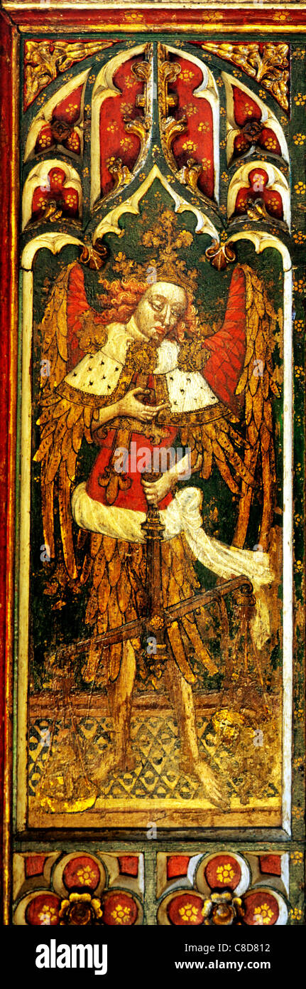 Filby, Norfolk, Lettner. Der Erzengel Michael, Heilige eines der neun Aufträge der Engel Erzengel männliche Heilige Englisch Stockfoto