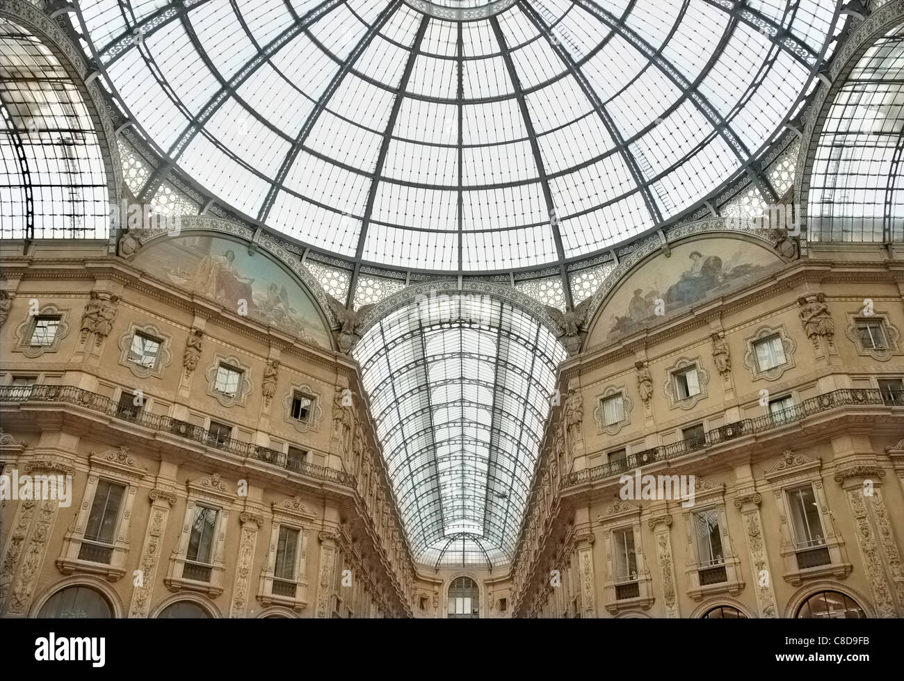 Die Galleria Vittorio Emanuele in Mailand, Italien. Stockfoto