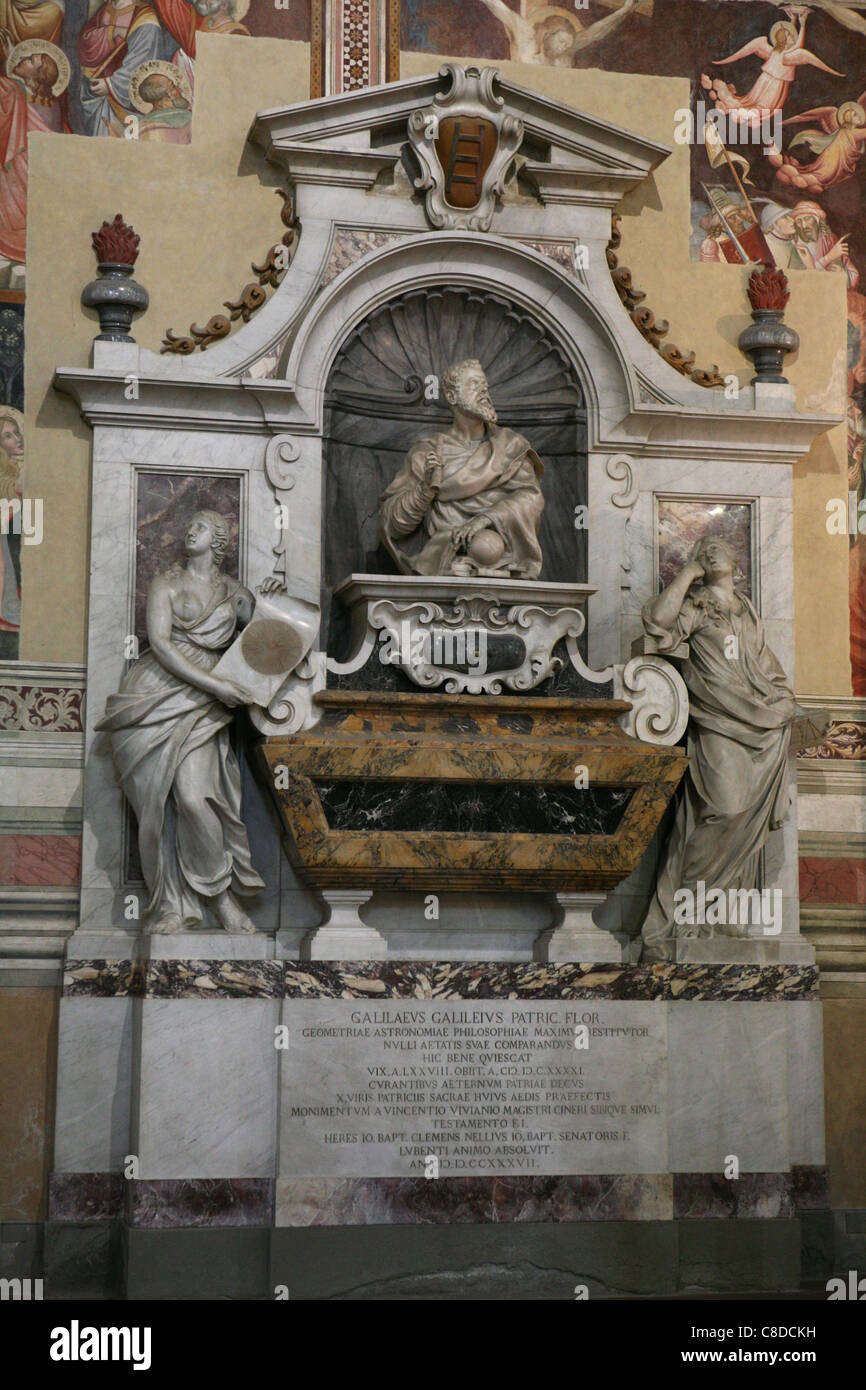 Grab von Galileo Galilei in der Basilika von Santa Croce in Florenz, Italien. Stockfoto