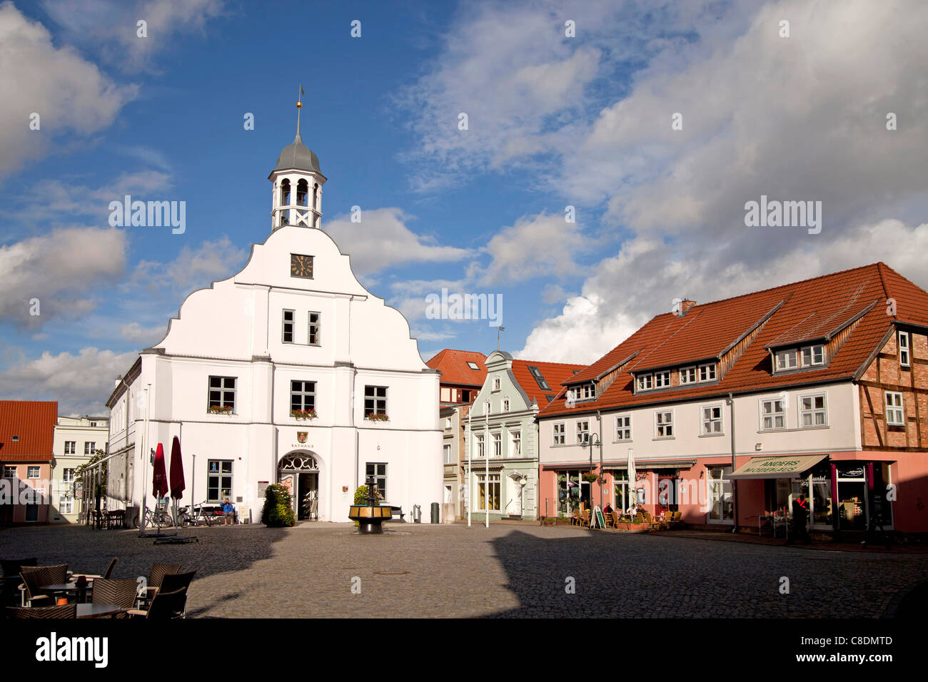 Altes Rathaus und Markt Platz Wolgast, Mecklenburg-Vorpommern, Deutschland Stockfoto