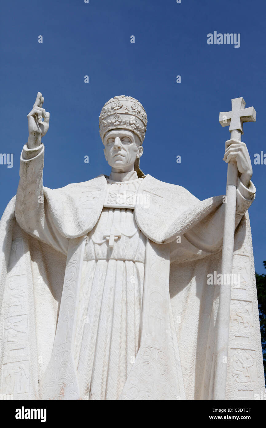 Papst Pius XII Statue, Fatima, Portugal. Stockfoto