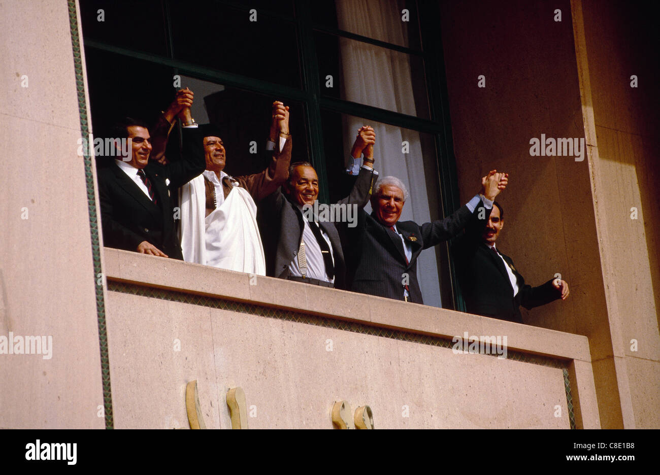 Norden die afrikanischen Führer Gaddhafi, Benjedid, Izzedine Ben Ali und Maaouya Ould Sid'Ahmed melden Sie host König Hassan von Marokko. Stockfoto