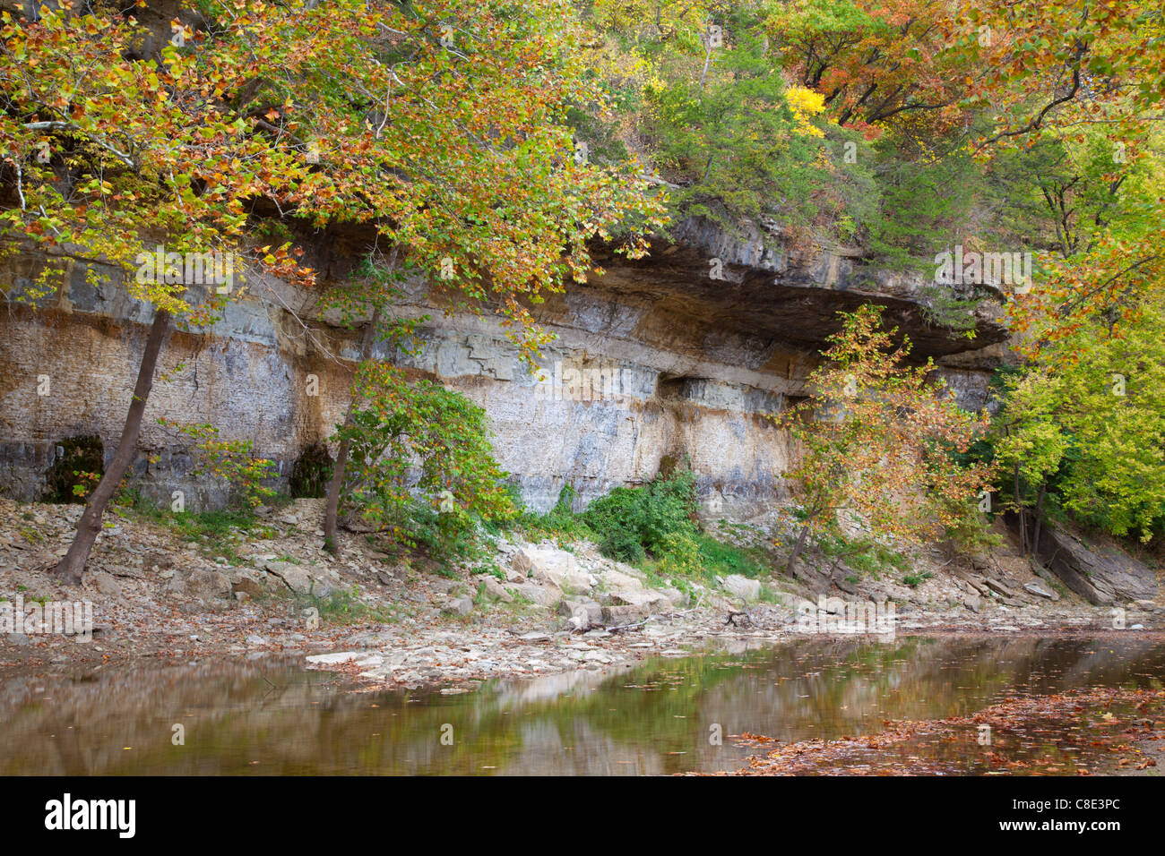 Flint Creek und Bluff, Starrs Höhle Zustand zu bewahren, Des Moines County, Iowa Stockfoto