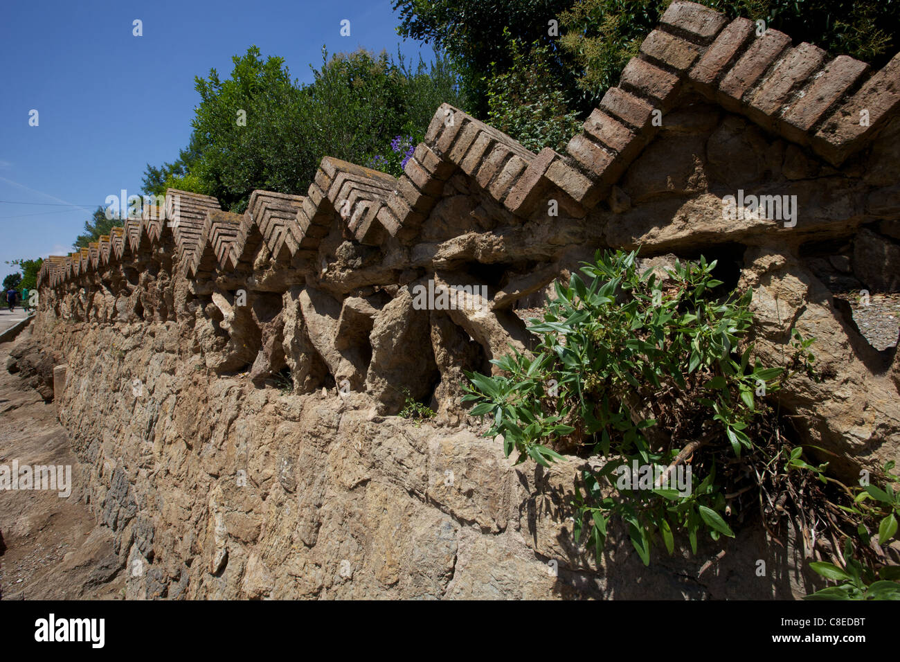Steinmauer in der Park Güell, Barcelona, Spannweite Stockfoto