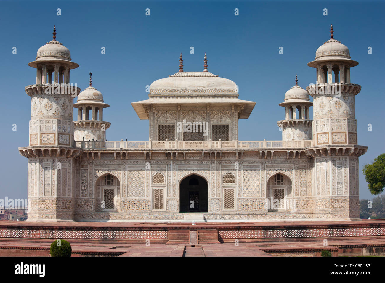Grab von Etimad Ud Doulah, 17. Jahrhundert Mughal Grab erbaut 1628, Agra, Indien Stockfoto