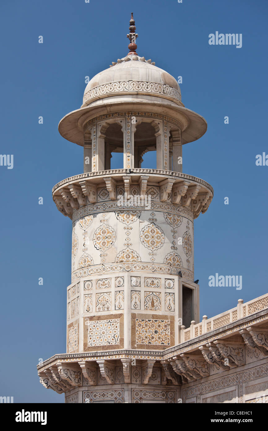 Grab von Etimad Ud Doulah, 17. Jahrhundert Mughal Grab erbaut 1628, Agra, Indien Stockfoto