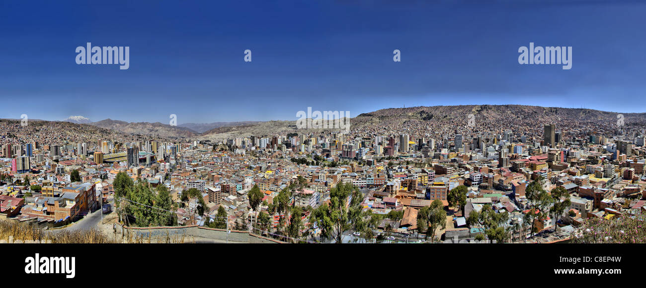 La Paz Bolivien Killi Killi Sicht Panorama Hauptstadt Südamerikas Illampu Berg Anden Cordillera Real de Los Andes ADR Stockfoto