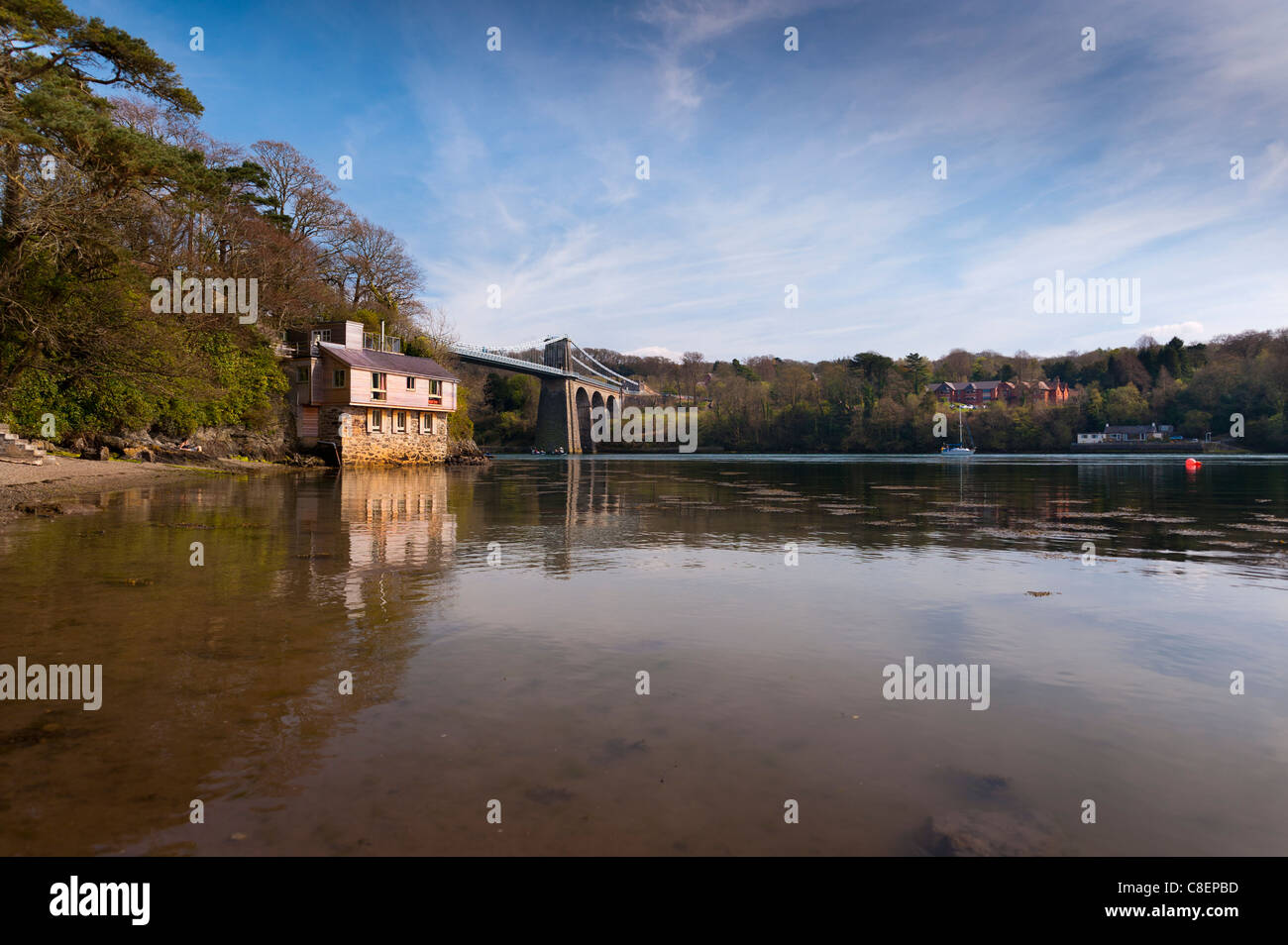 Menai Bridge Menaistraße Anglesey North Wales Uk Stockfoto