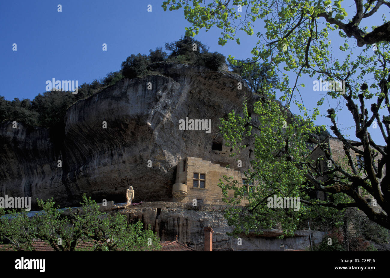 Les Eyzires de Tayac, Dordogne-Tal, Aquitaine, Frankreich, Europa, Felsen, Wohnung, rock Stockfoto