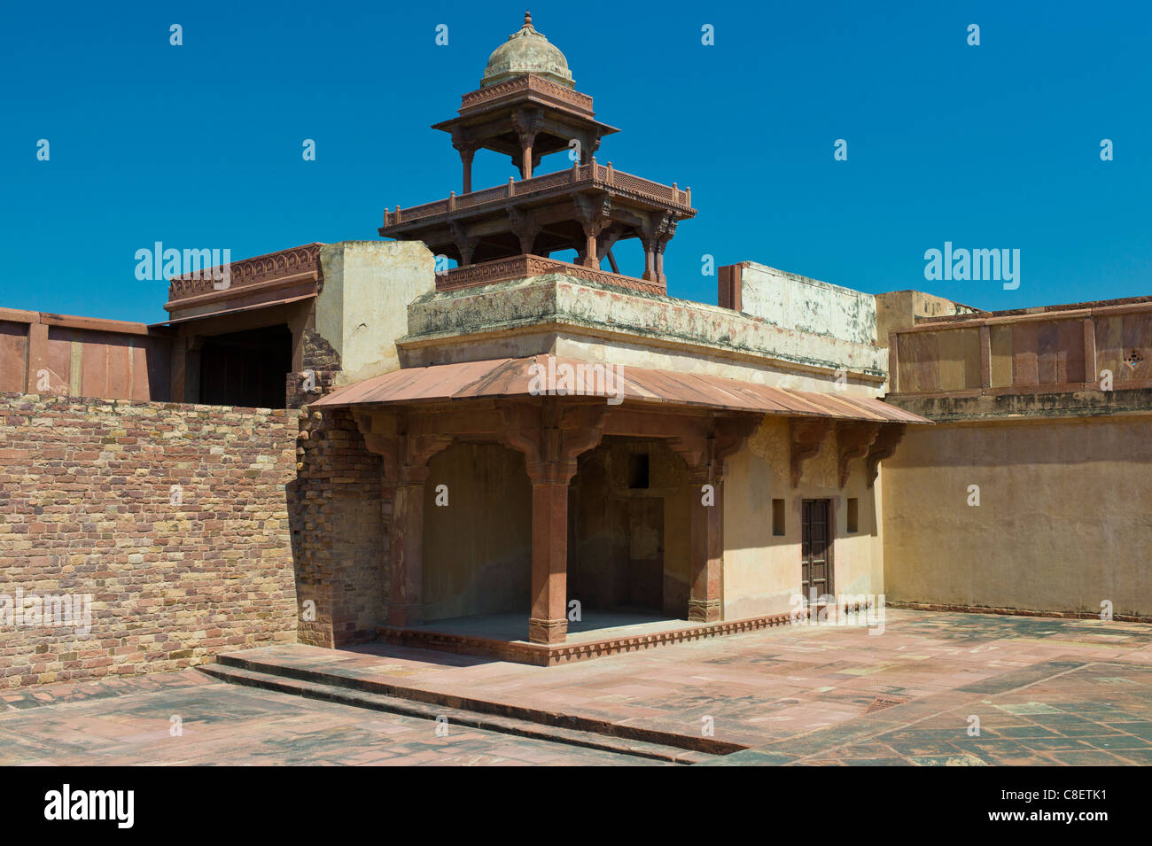 Fatehpur Sikri aus dem 17. Jahrhundert historischen Palast und die Stadt von den Moguln, UNESCO-Weltkulturerbe in Agra, Nordindien Stockfoto