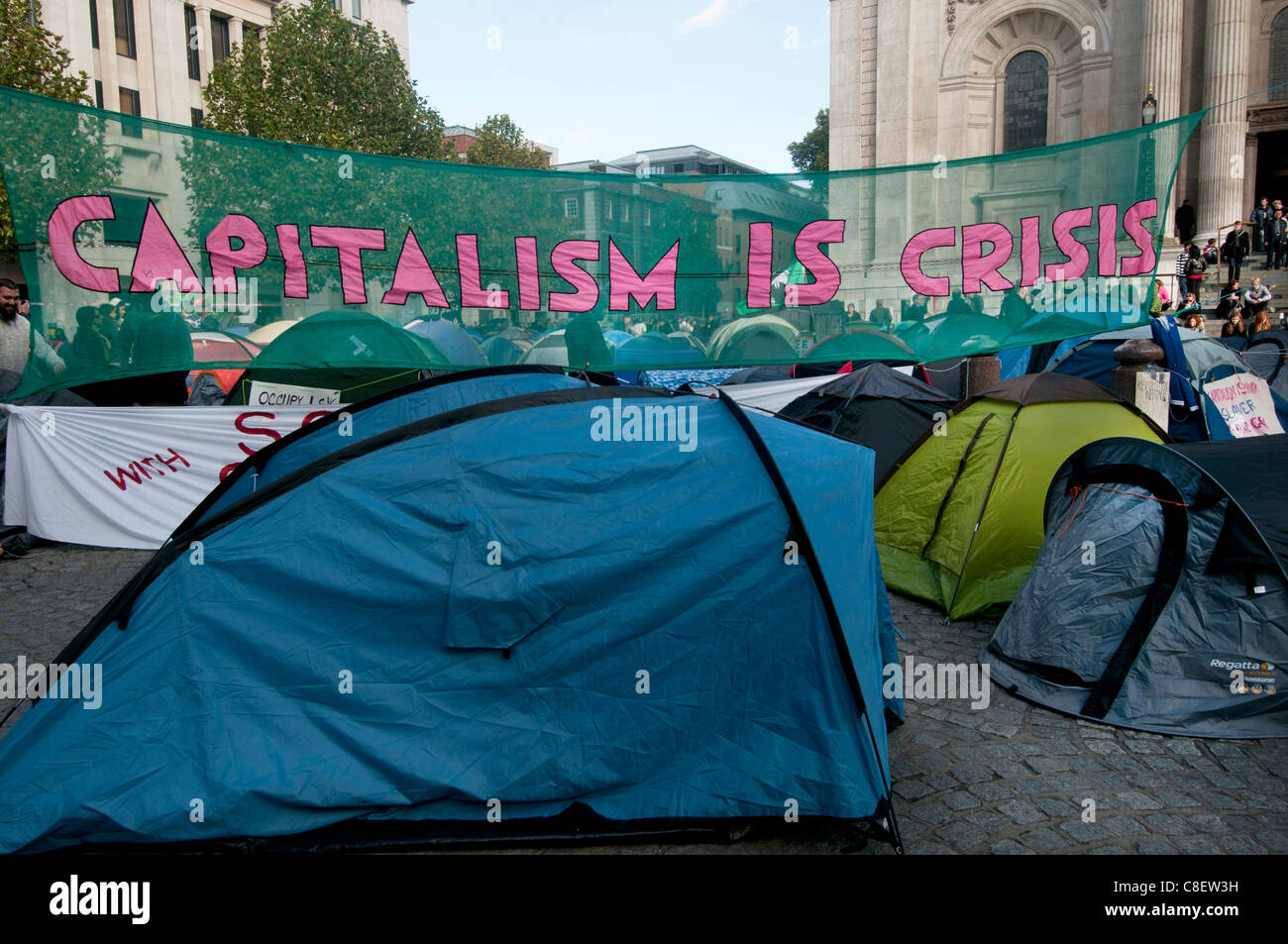 Besetzen der London Stock Exchange Camp vor St. Paul die Wirtschaftslage Protest gegen Stockfoto