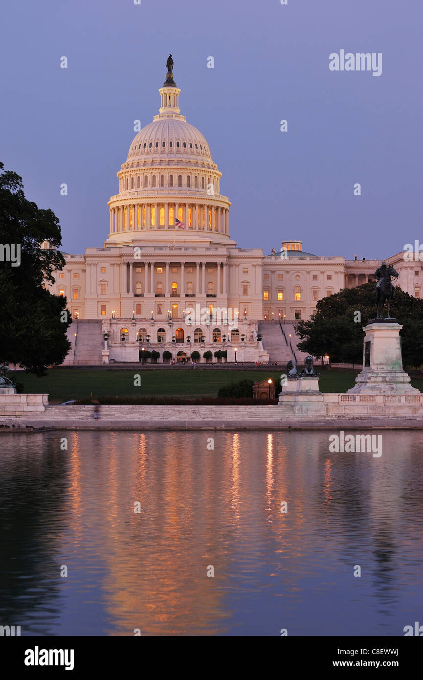 U.S. Capitol, Capitol, Reflecting, Pool, The Mall, Washington D.C., District Of Columbia, USA, USA, Amerika, Wasser Stockfoto