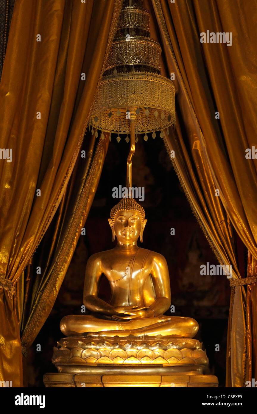 Interieur, Buddha, Kapelle, Religion, National Museum, altes, Stadt, Stadt, Bangkok, Thailand, Asien, golden Stockfoto