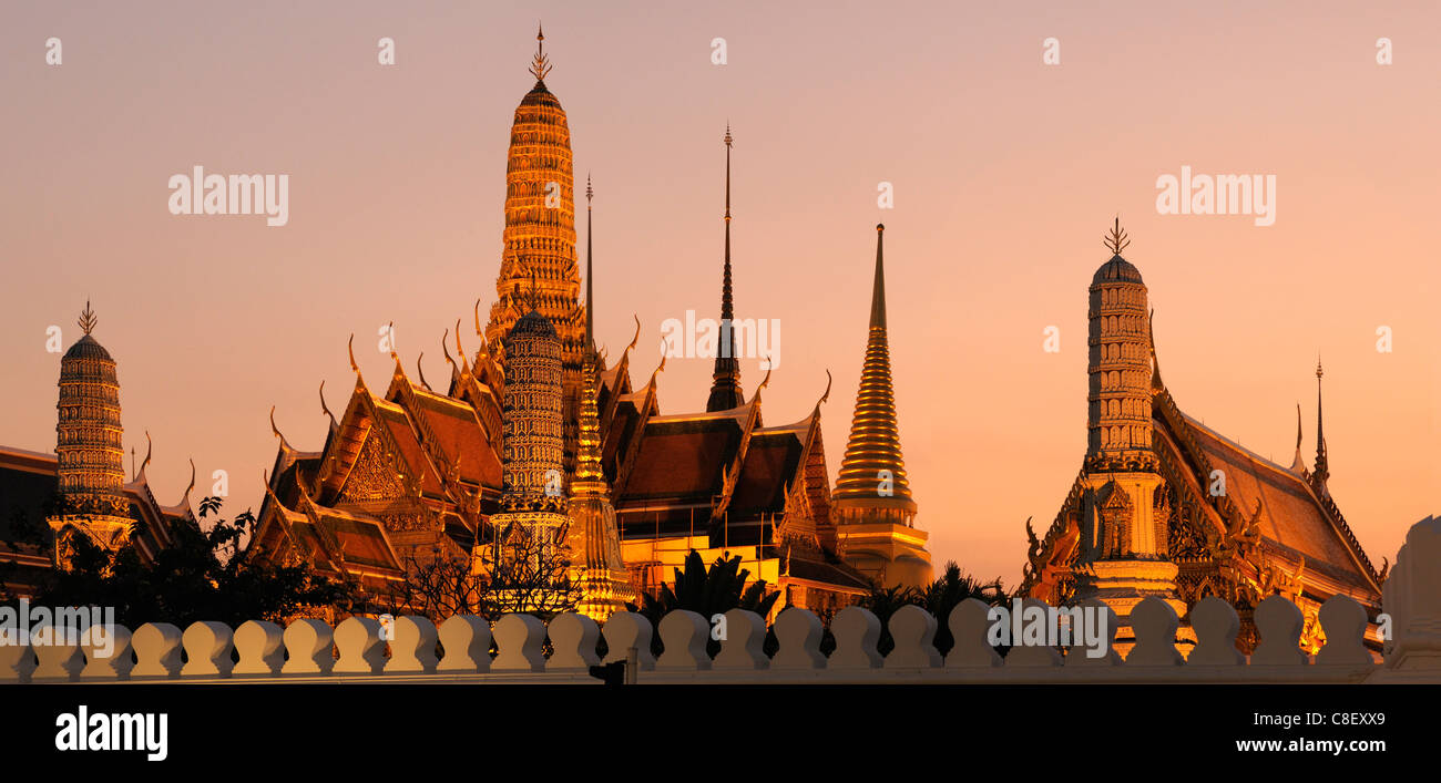 Dask, Tempel, Wat Phra Kaew, Grand Palace, altes, Stadt, Stadt, Bangkok, Thailand, Asien Stockfoto