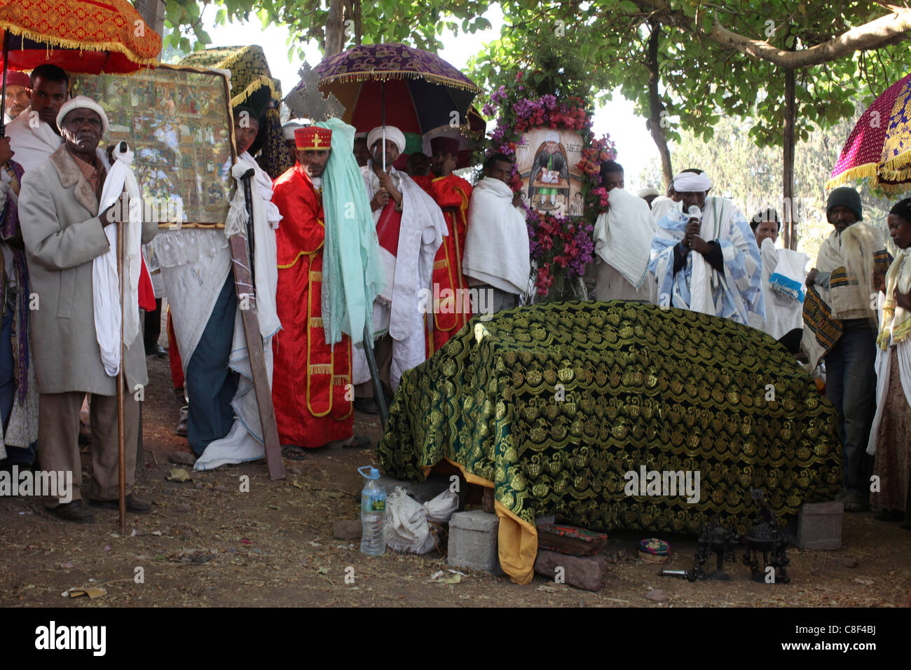 Priester des Begräbnis in Lalibela, Wollo, Äthiopien Stockfoto