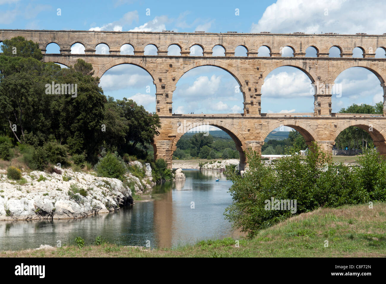 Frankreich, Gard, Languedoc-Roussillion, Pont du Gard, Roman, Aquädukt, Brücke Pont du Gard, Kanu, Architektur, Brücken, Ort der Stockfoto