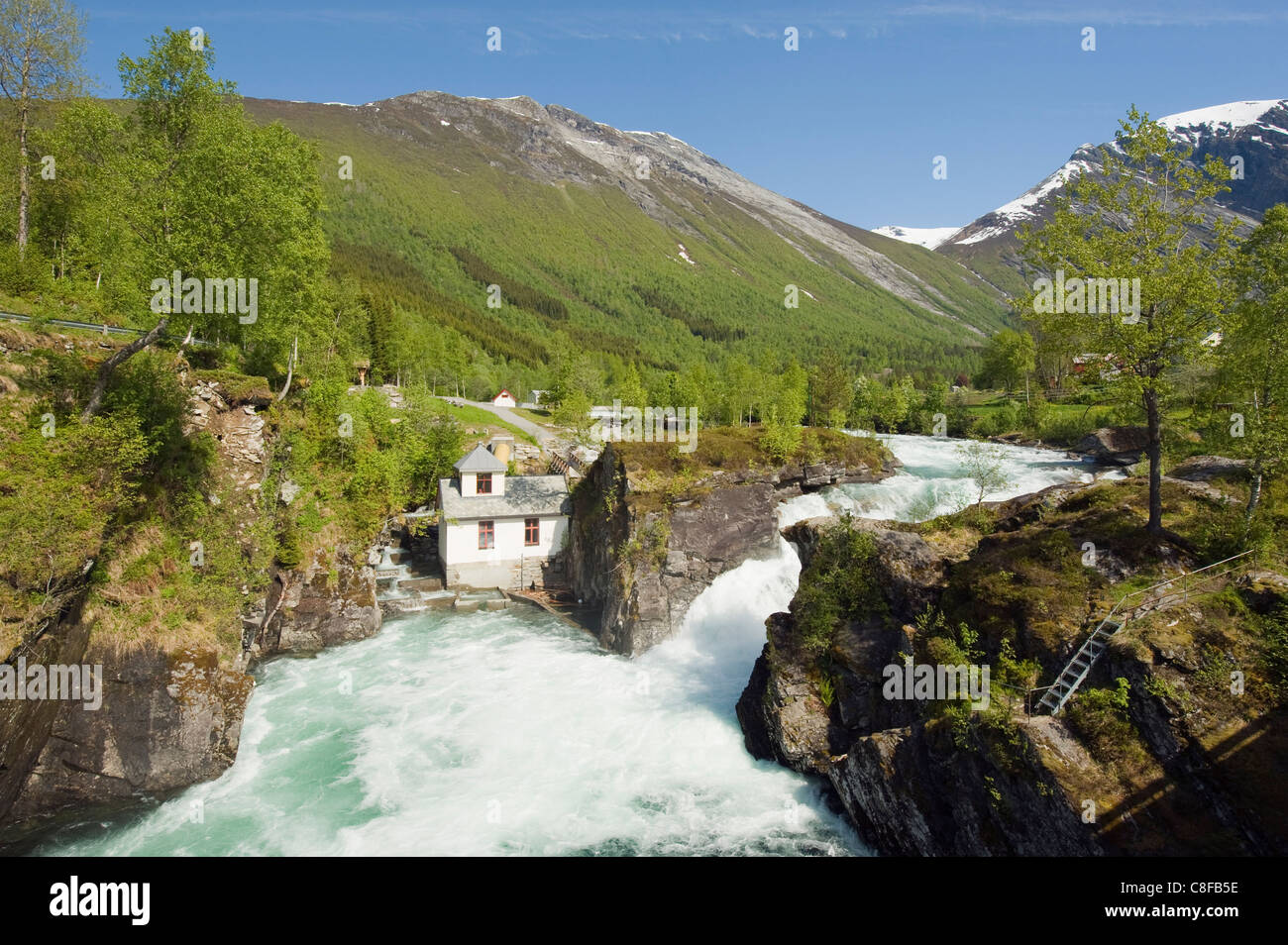 Holsbrua Wasserfall, Westnorwegen, Norwegen, Scandinavia Stockfoto