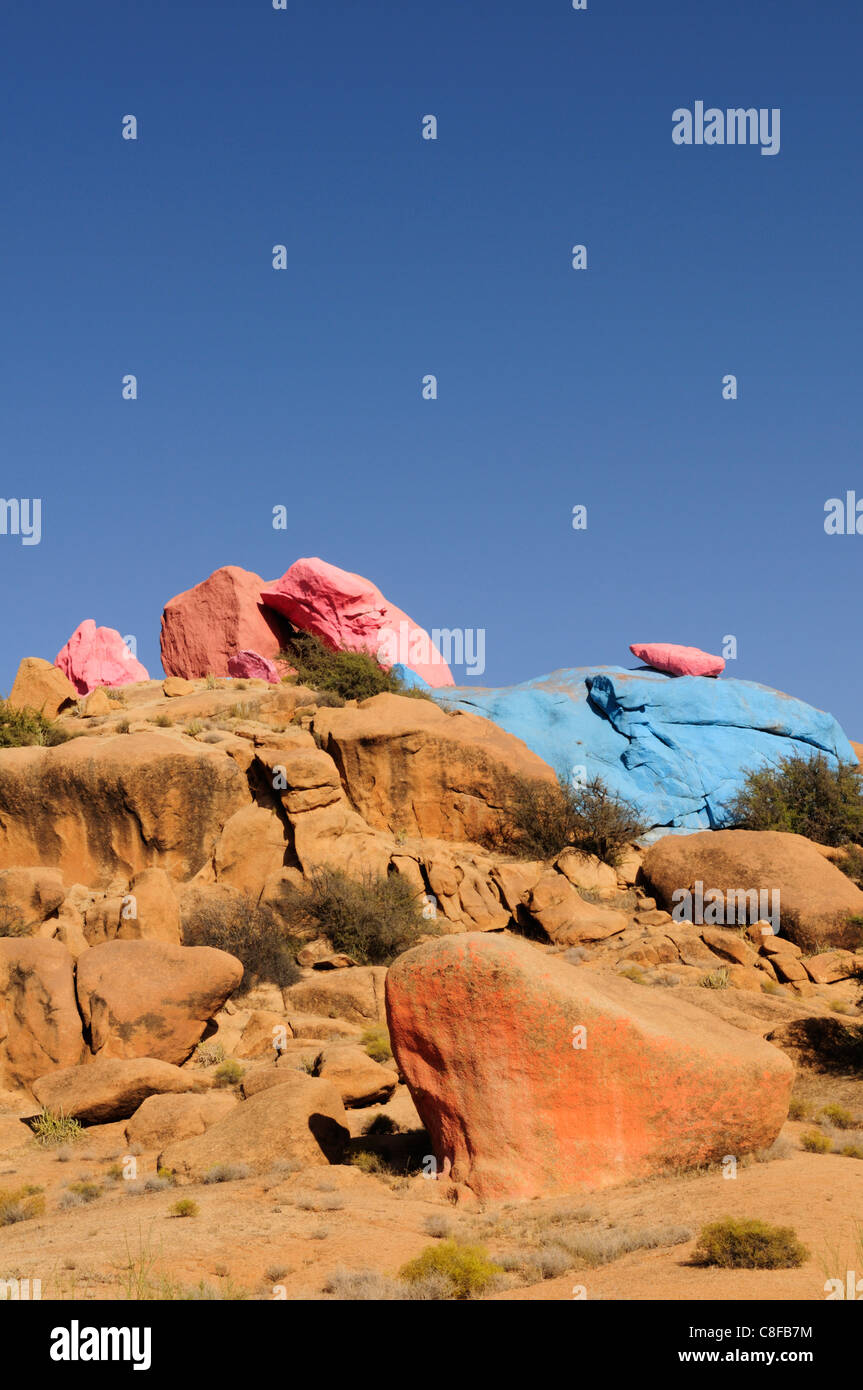 Gemalte Felsen in der Nähe von Tafraoute, Souss-Massa-Draa Region, Marokko Stockfoto