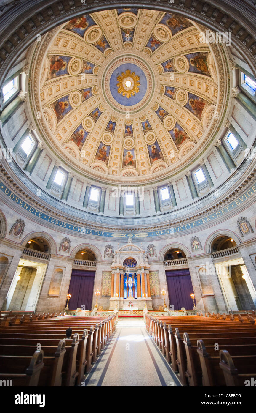 Malte gewölbte Decke im Inneren Frederikskirken Kirche (Marmorkirken, Kopenhagen, Dänemark, Skandinavien Stockfoto