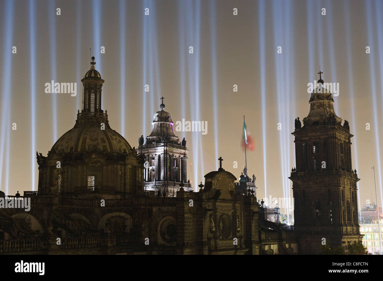 Lichtershow Kathedrale Metropolitana, Federal District, Mexico City, Mexiko Stockfoto