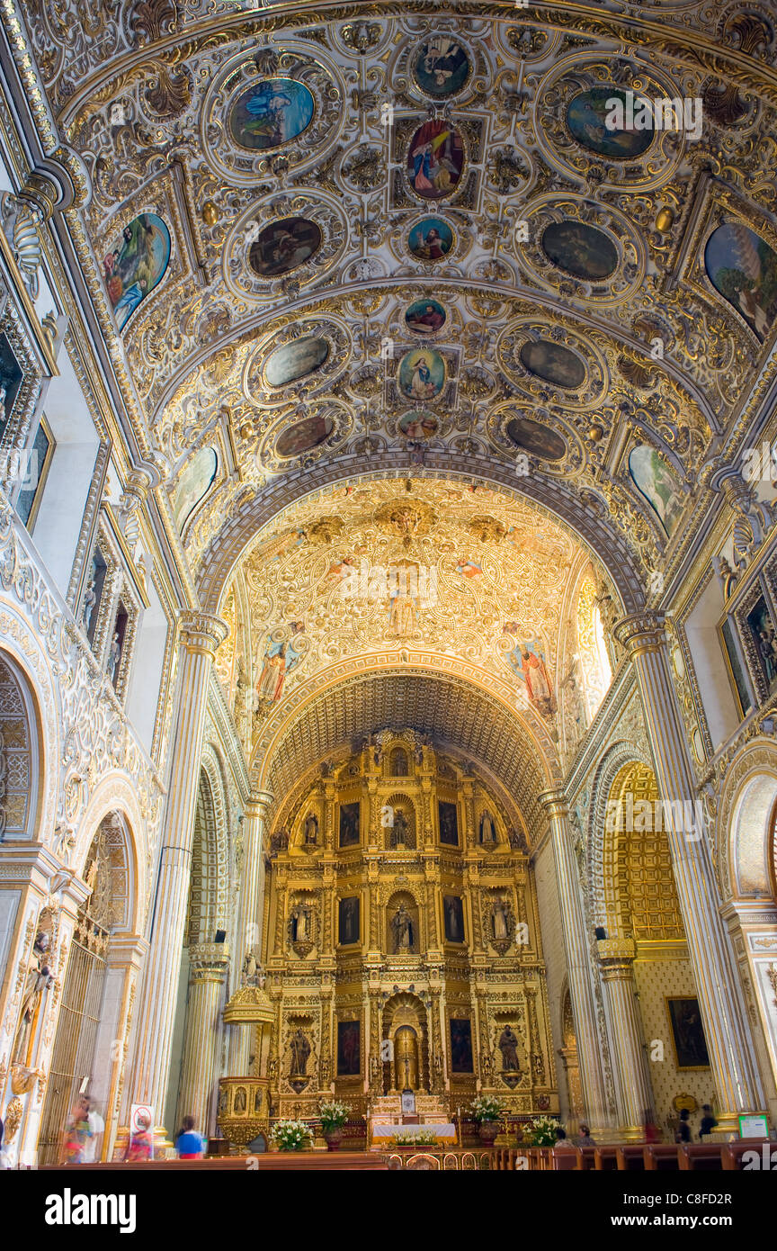 Innenraum der Kirche Santo Domingo, Oaxaca, Bundesstaat Oaxaca, Mexiko Stockfoto