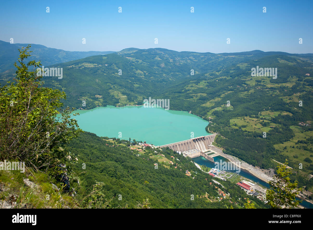 Strom aus Wasserkraft Perucac Drina Dam Serbien Stockfoto