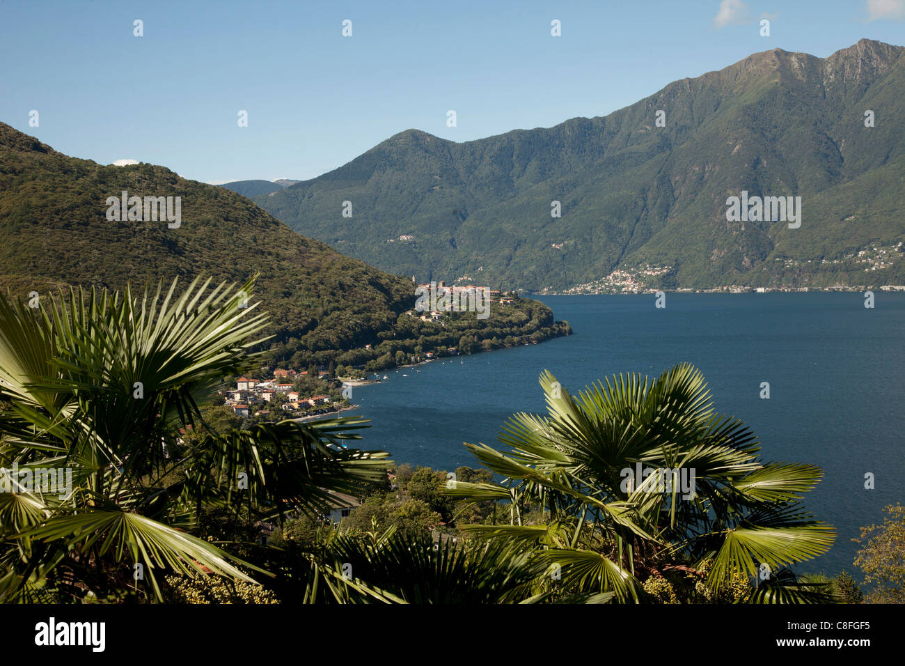Blick vom Sant Abbondio, Lago Maggiore, Kanton Tessin, Schweiz Stockfoto