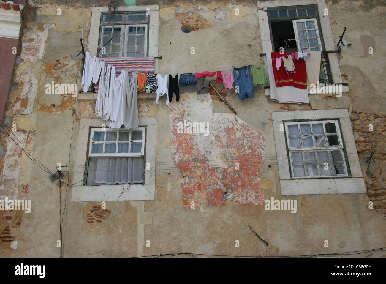 Europa, Portugal, Lissabon, Blick auf die Stadt, Altstadt, Haus, Haus, Fassade, Wäscheständer Stockfoto