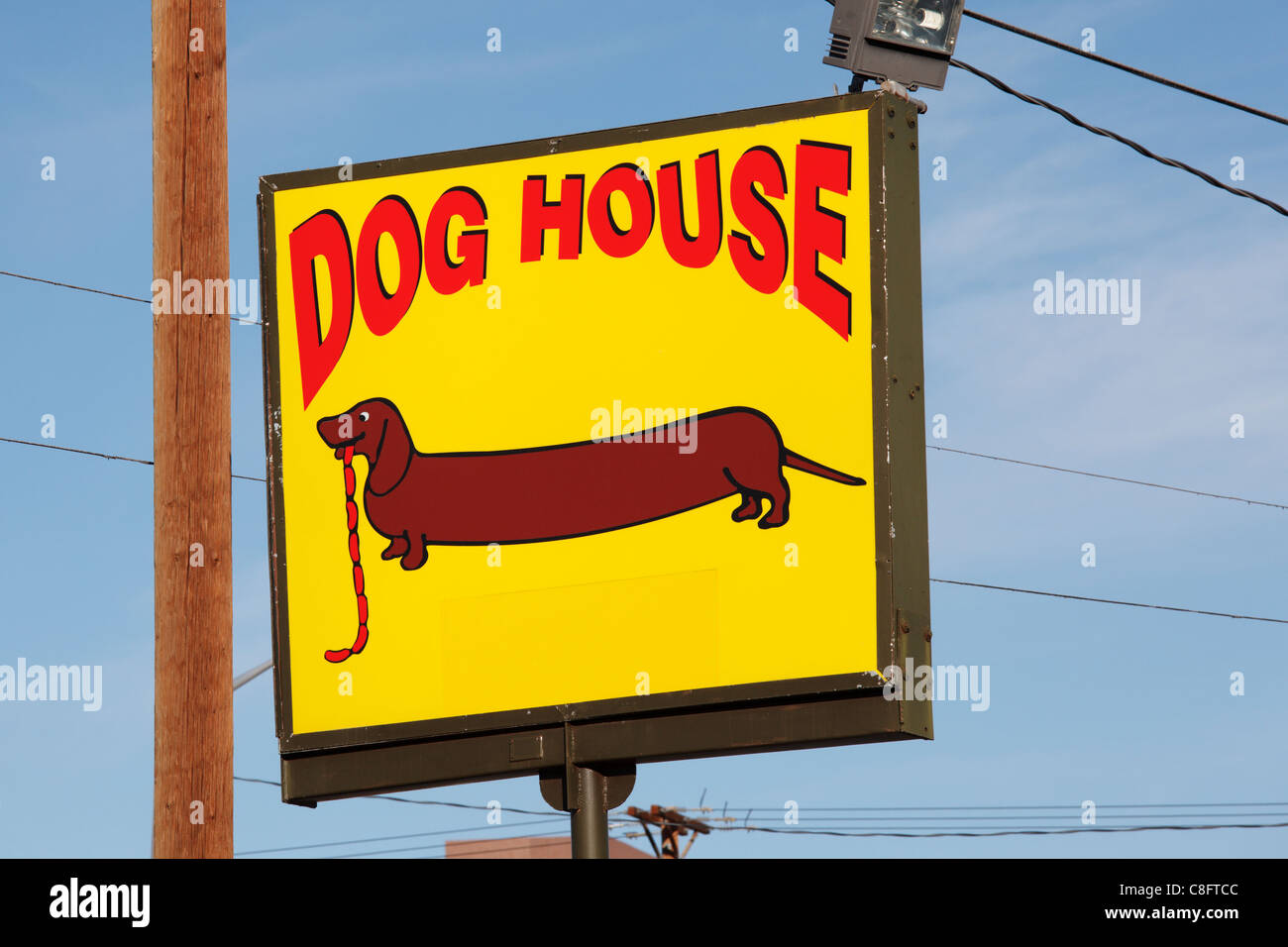 Albuquerque, New Mexico, Café Hauszeichen - Hund. Stockfoto